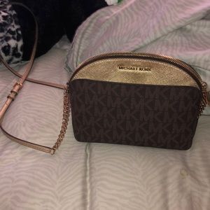 michael kors crossbody